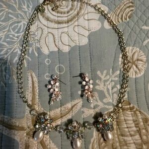 Pearl and jeweled‎ necklace and earrings set